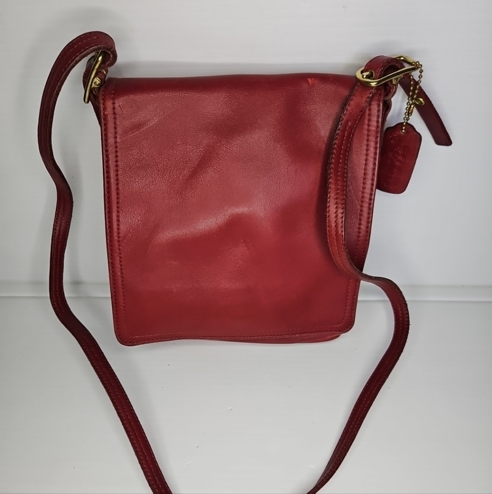 Vintage Coach Legacy 9821 Slim Flap Crossbody 1990s Red Leather Shoulder Bag